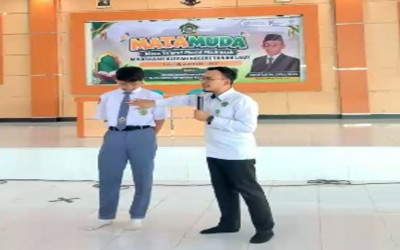 Tingkatkan Kepercayaan Diri Siswa, MATAMUDA MAN Tanah Laut Hadirkan Materi Public Speaking